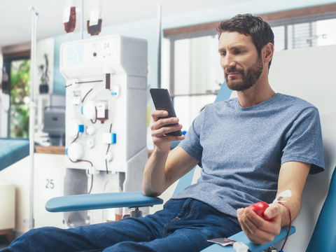Blutplasma spenden: So viel Geld können Sie im Monat bekommen