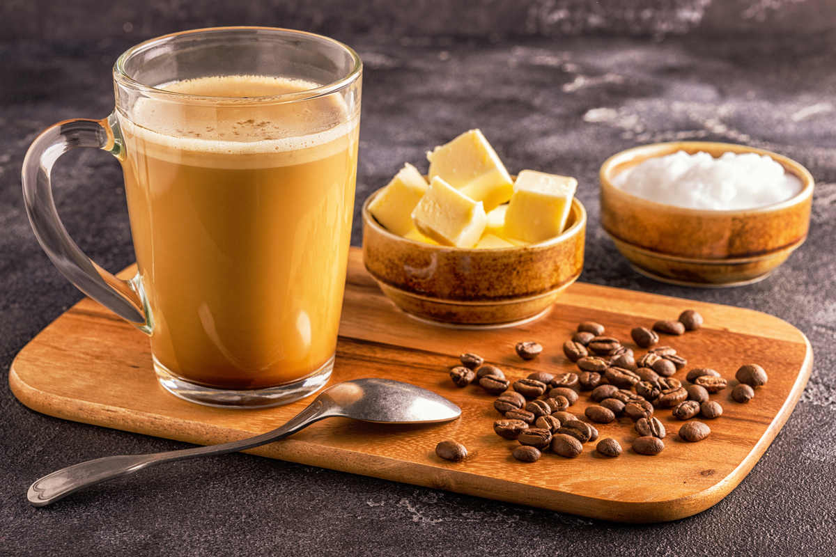 Eine Tasse Butterkaffee