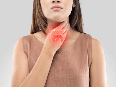 Kehlkopfkrebs: Diese 5 Symptome sollten Sie ernst nehmen