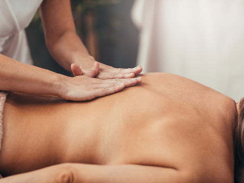 Detox-Massage: Entspannt entschlacken
