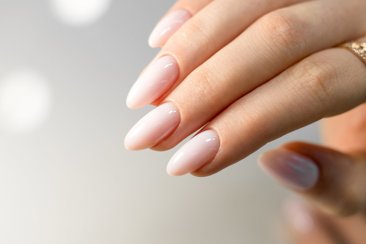 Nude Nägel