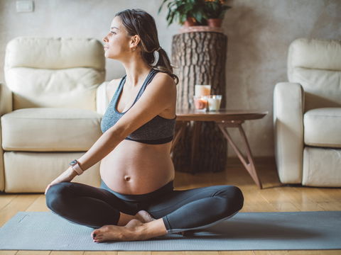 Pilates in der Schwangerschaft: So bleiben werdende Mamas fit