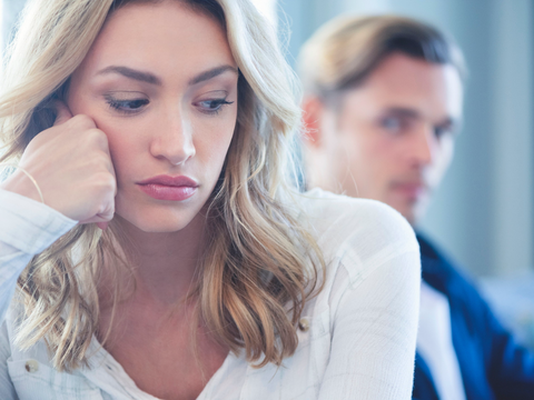 Emotionale Erpressung: 5 Anzeichen, wie Sie das manipulative Spiel erkennen und sich schützen