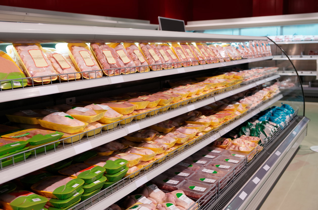 Tierwohl stärken: Diese Fleischprodukte können Sie bei Aldi bald nicht mehr kaufen