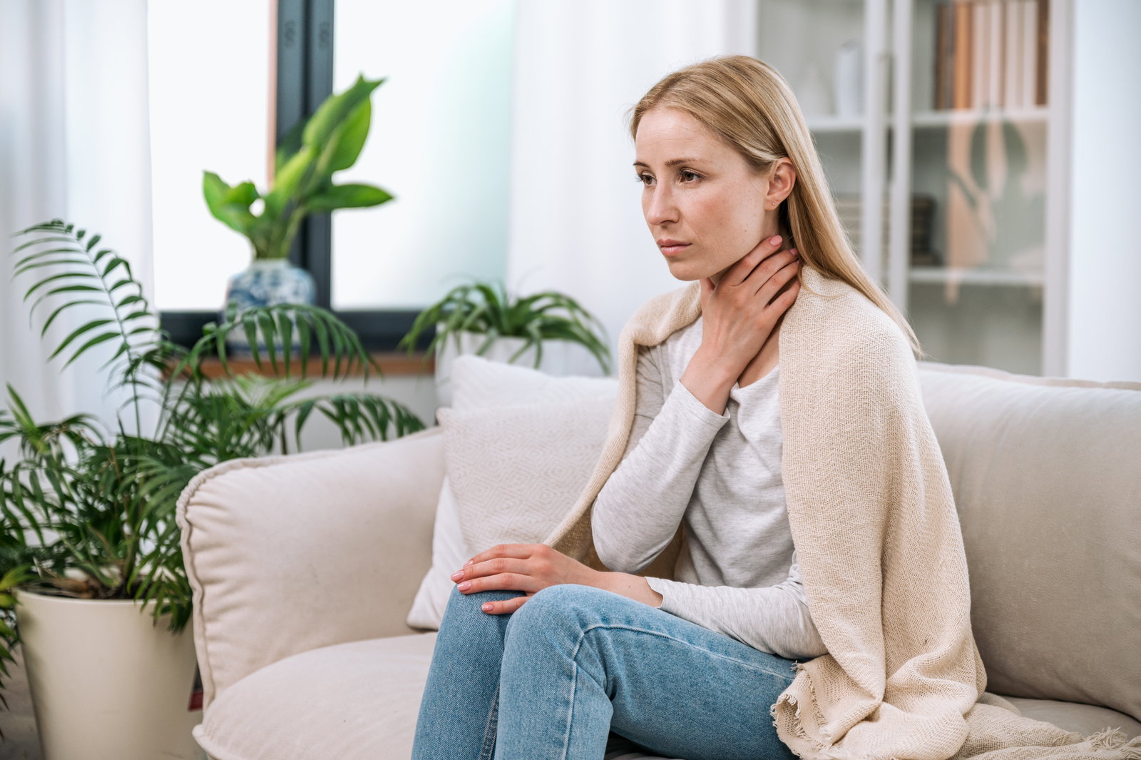  Kloß im Hals: Ursachen, Symptome und Tipps zur Linderung