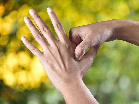 Abnehmen mit Akupressur: So funktioniert es