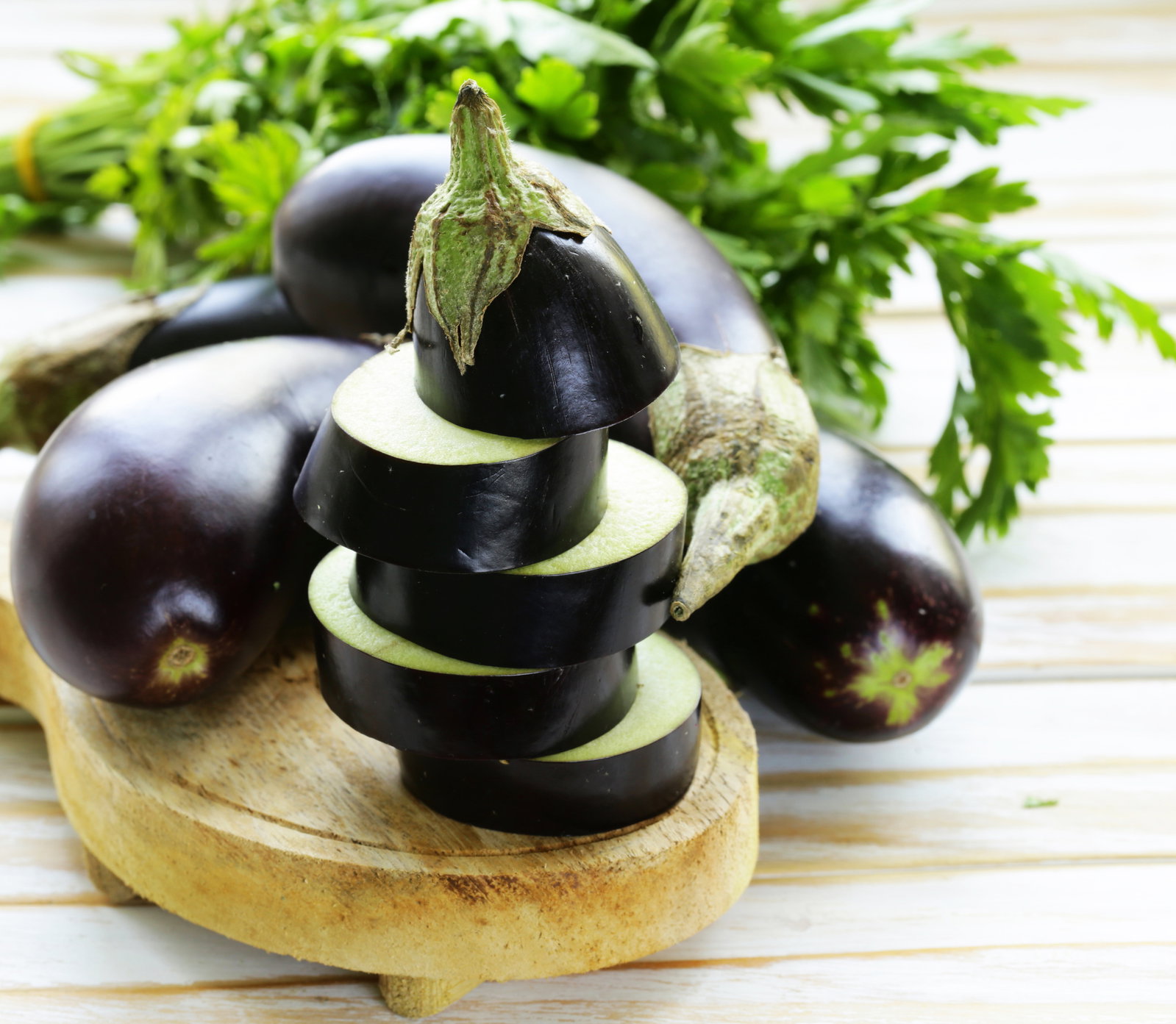 Darf man Auberginen roh essen – oder ist das giftig?