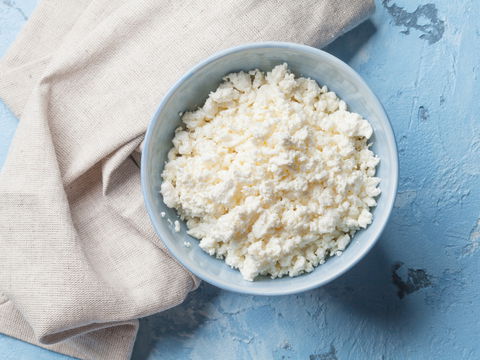 Mit Käse abnehmen: Wie mit Hüttenkäse die Kilos purzeln können