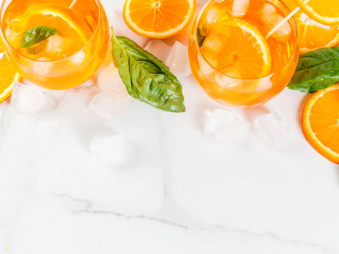 Rezept: Orangen-Basilikum-Limonade ohne Zucker
