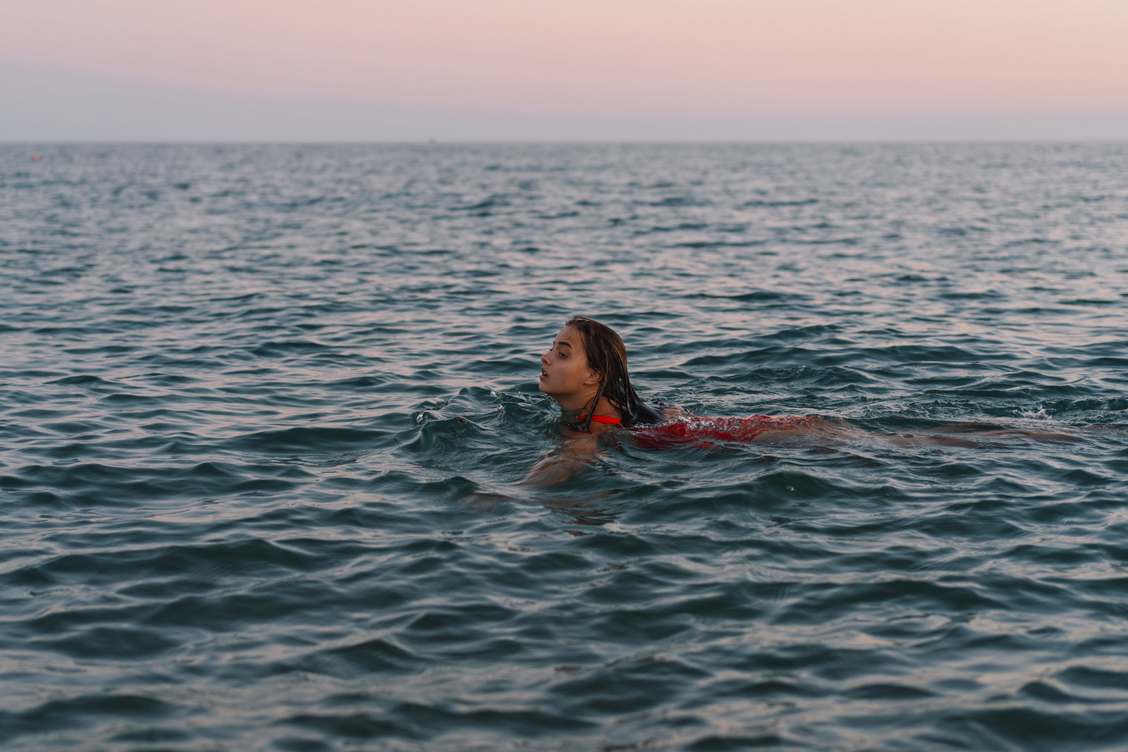 Schwimmen im Meer: So können Sie sicher baden