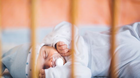 Ein Blick in die Windel – Stuhlgang bei Babys