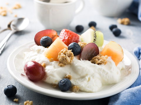 Abnehmen mit Quark: Proteinreich Gewicht verlieren