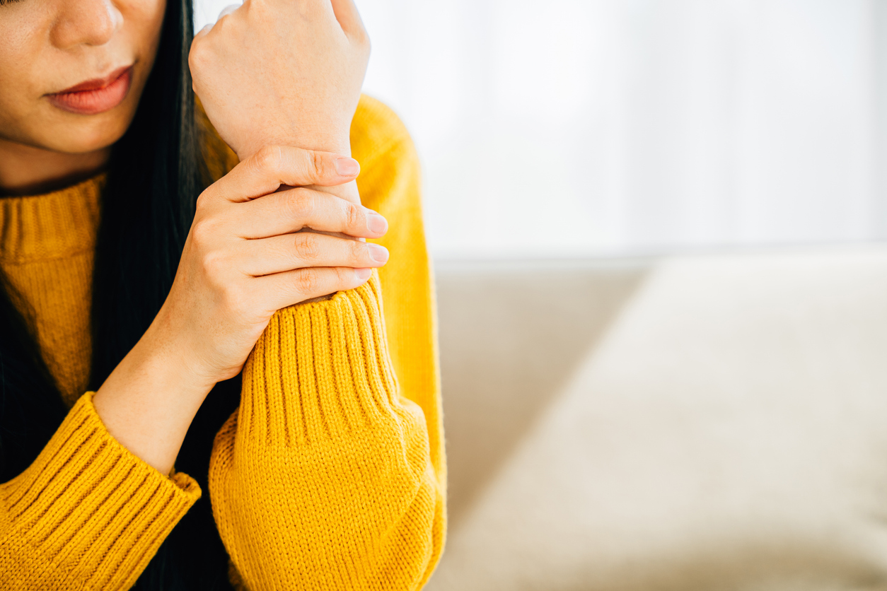 Rheumaschub: So lindern Sie die schlimmsten Schmerzen