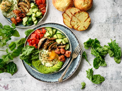 Frühstück ohne Zucker: 7 schnelle Rezepte, die Heißhunger stoppen und Energie liefern