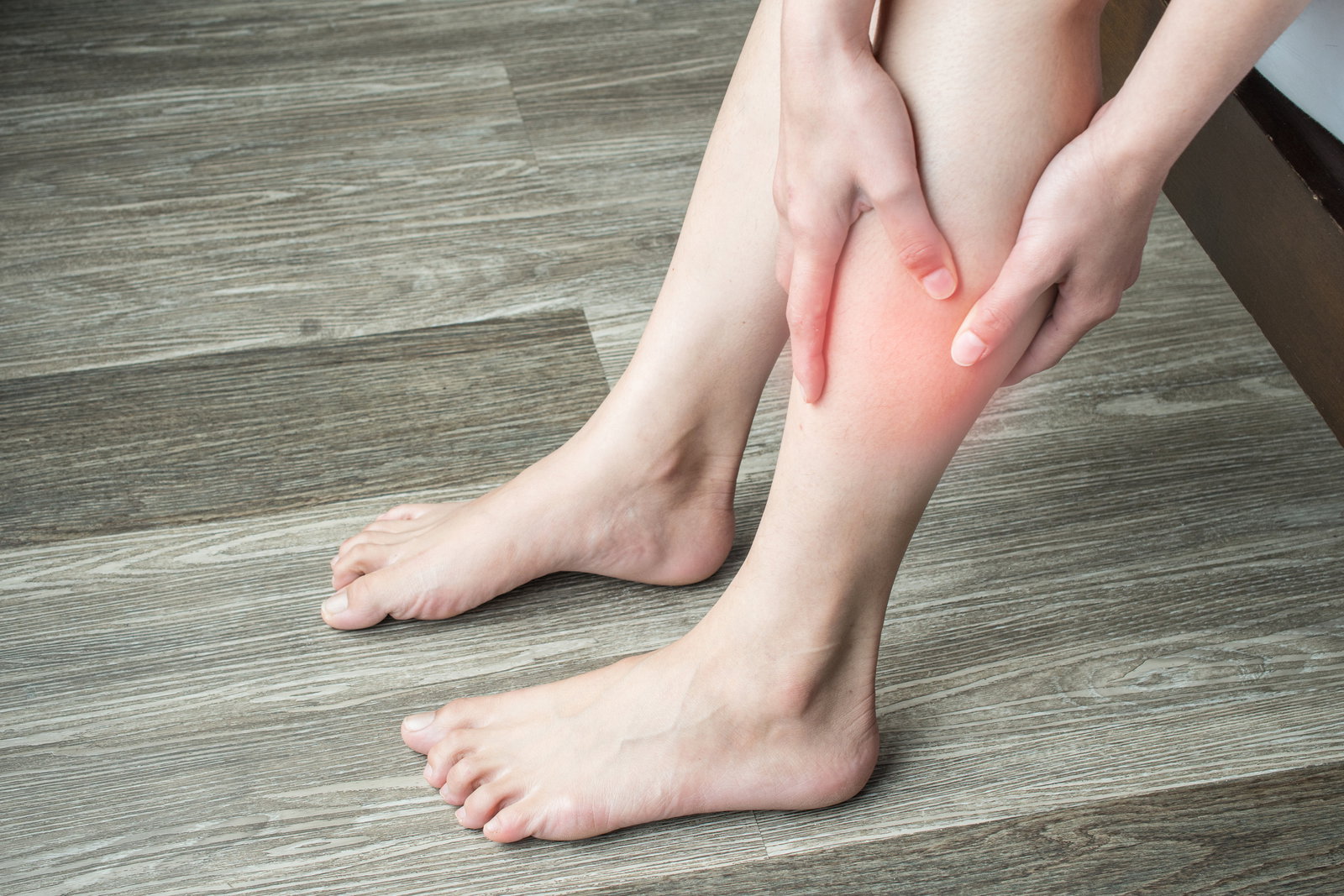 Beinthrombose Behandlung: So wird das Blutgerinnsel im Bein behandelt