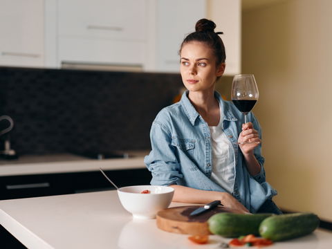 Essverhalten bei Alkoholikern: Was ist typisch für die Erkrankung?