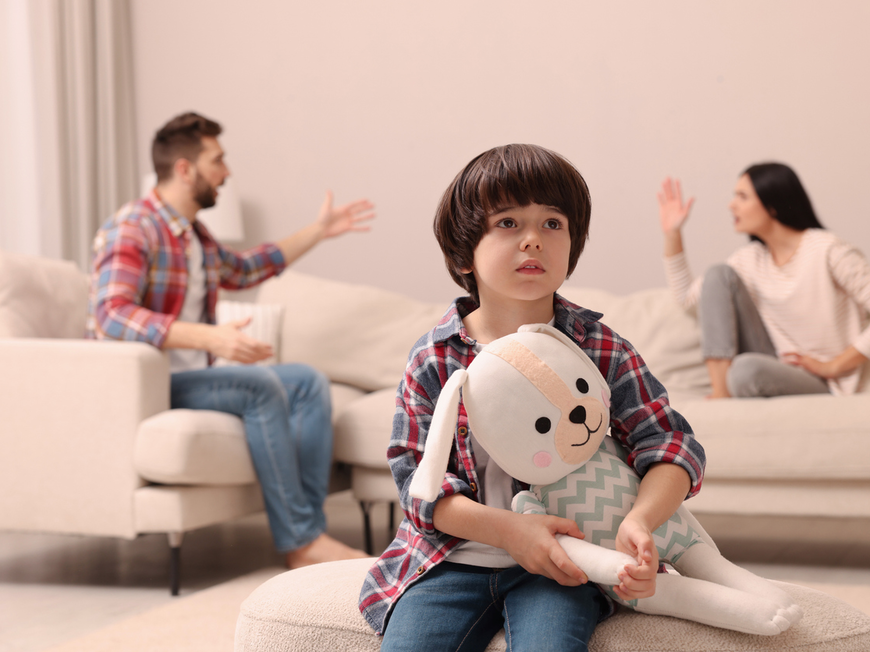 Der Umgang mit einer narzisstischen Familie kann eine große Herausforderung darstellen.