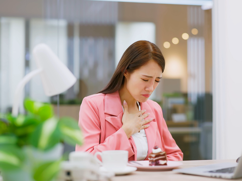 Magenschmerzen durch Stress: Das sollten Sie wissen