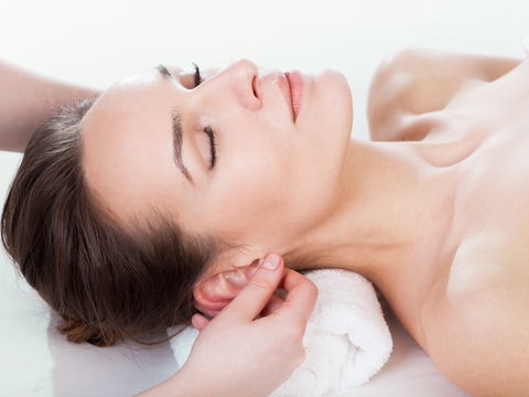 Akupressur am Ohr: Gesundheitliche Wirkung und Anwendung