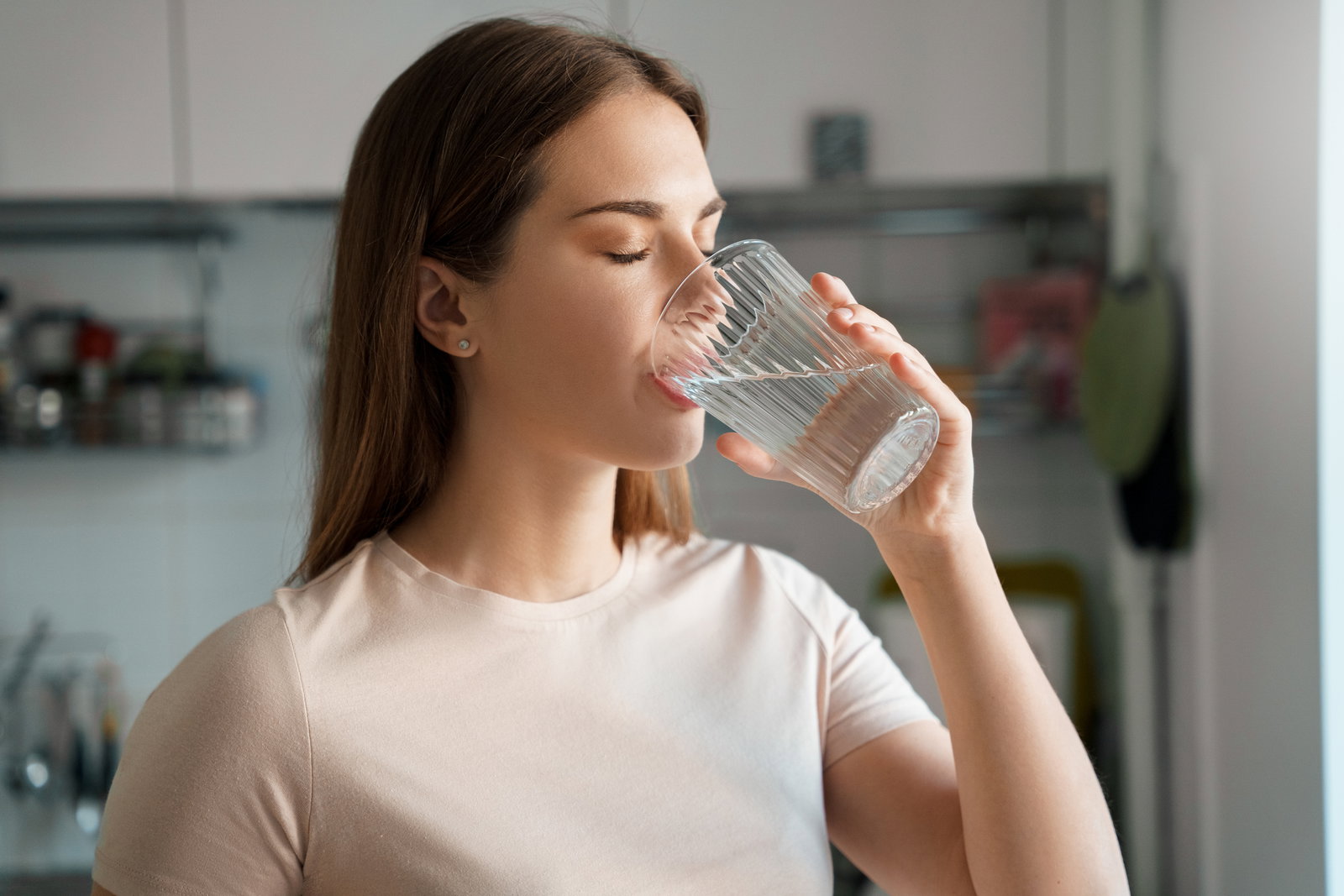 Darum sollten Sie beim Abnehmen kein Sprudelwasser trinken