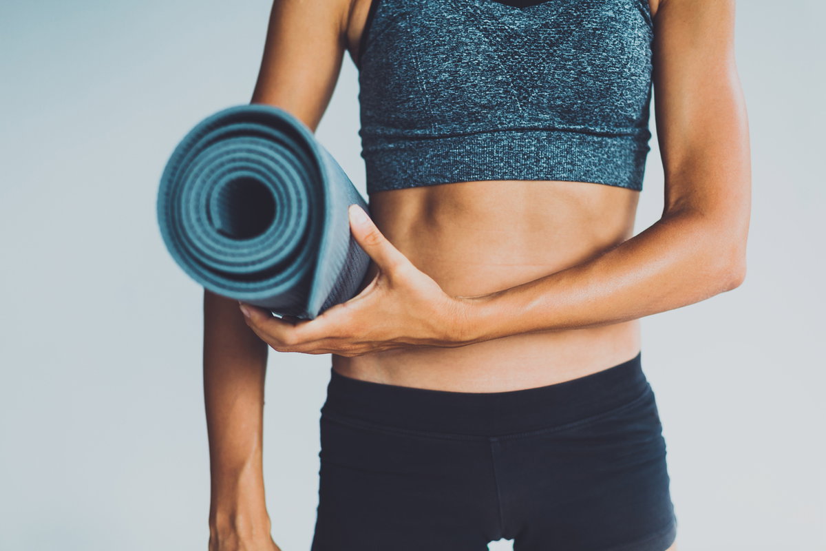 Straffer Bauch einer Frau
