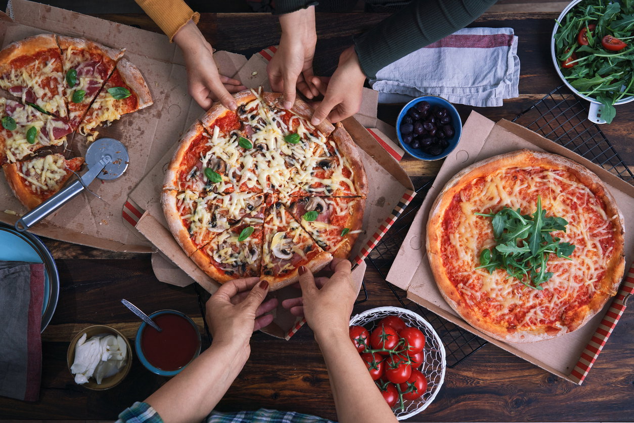 Ökotest 2025: Achtung, hormonaktive Stoffe in Pizzakartons