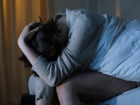 Schlafstörungen bei Demenz: Das können Sie tun