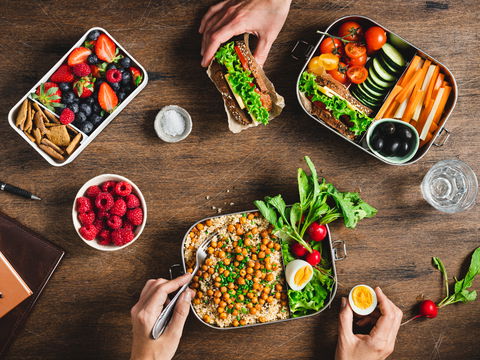 Gesunde Ernährung ohne Mythen: Mit der „Ernährungsgerade“ von Dr. Karin Michels zu einem langen, vitalen Leben