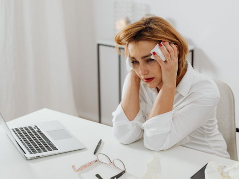 Hitzewallungen im Meeting: Schluss mit dem eisigen Schweigen über die Menopause im Job