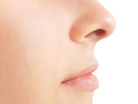 Nasenkrebs: 5 Symptome für den gefährlichen Tumor 
