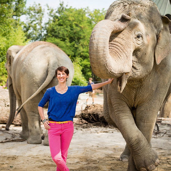 Tina mit Elefanten