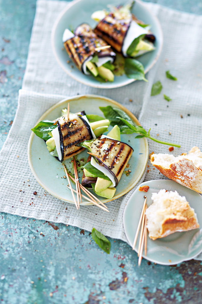 Auberginen-Avocado-Röllchen