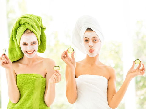 Die perfekte DIY-Gesichtsmaske für Ihren Hauttyp