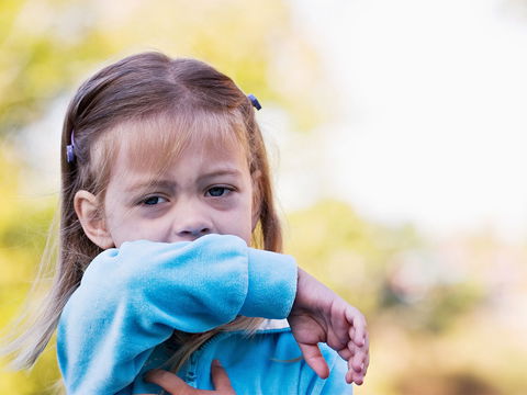 Bronchiolitis: Was Eltern über die Virusinfektion bei Säuglingen und Kleinkindern wissen müssen
