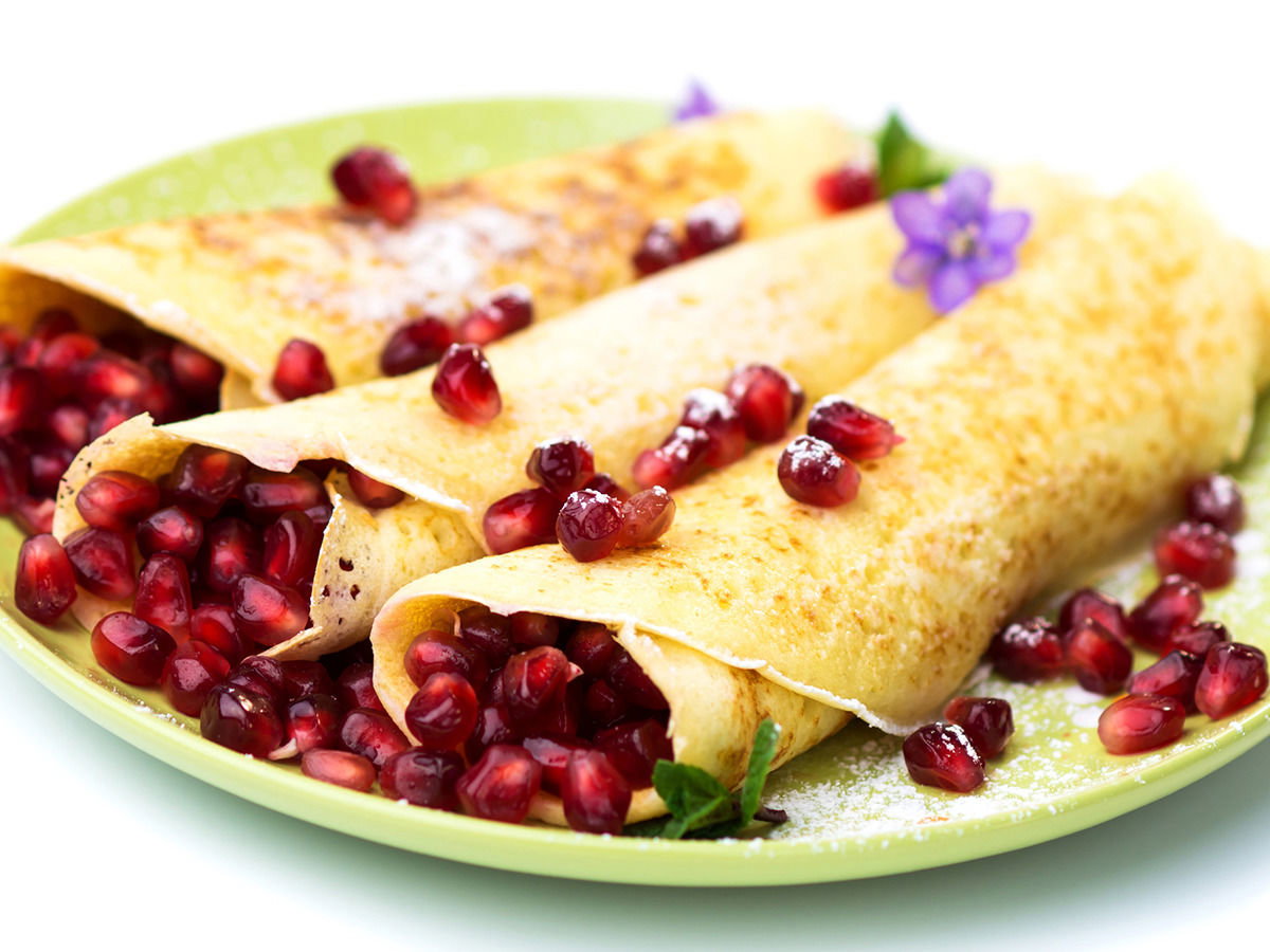 Honig-Crepes mit Granatapfel