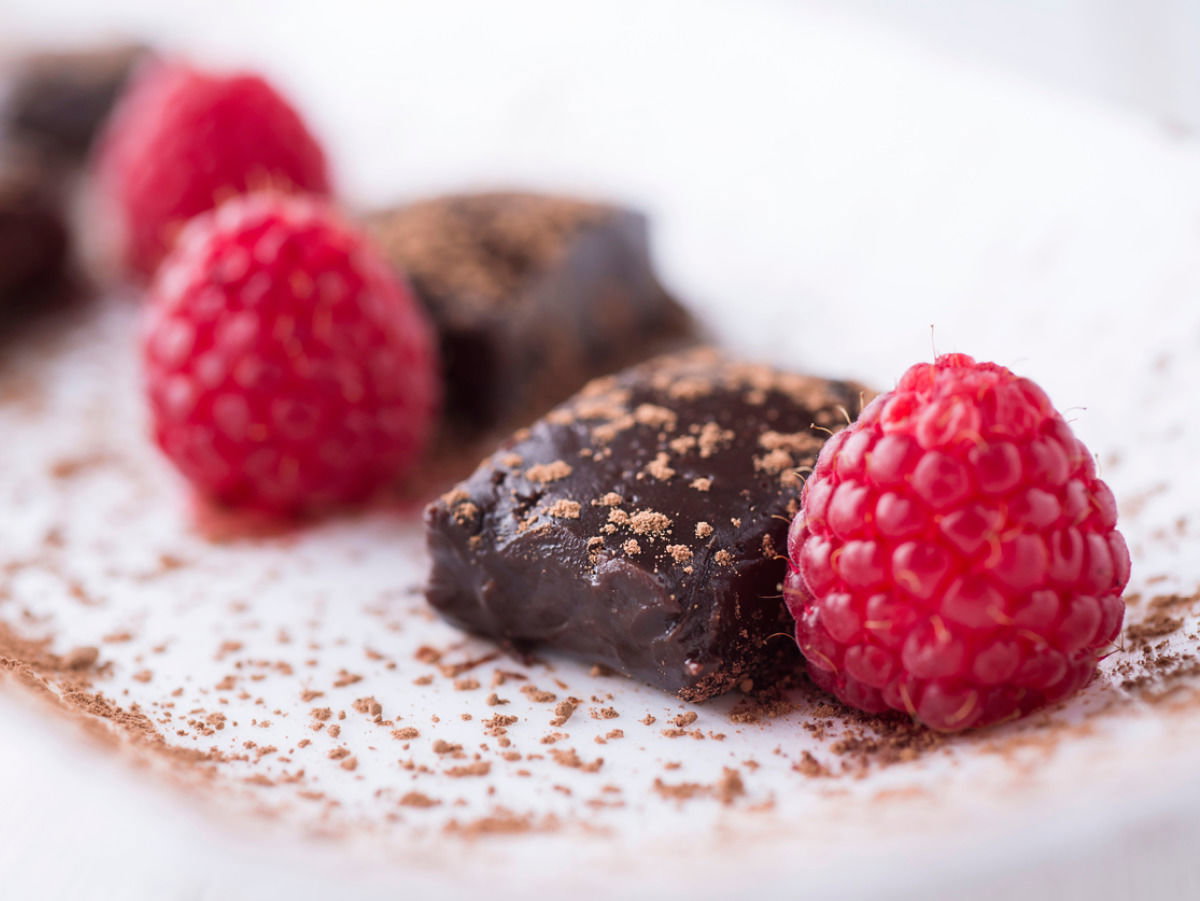 Gesunde Quinoa-Himbeer-Pralinen
