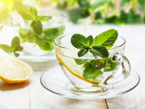 Detox Tee selber machen: 15 Rezepte zum Abnehmen