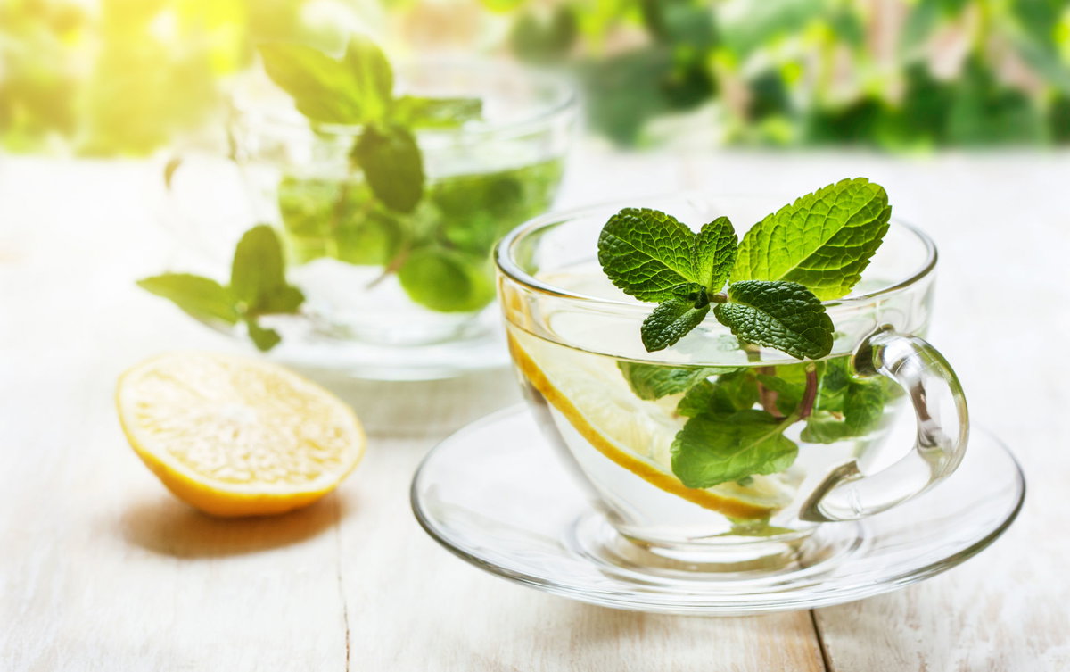Rezept: Tee mit Zitrone und Minze