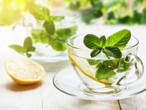 Detox Tee selber machen: 15 Rezepte zum Abnehmen