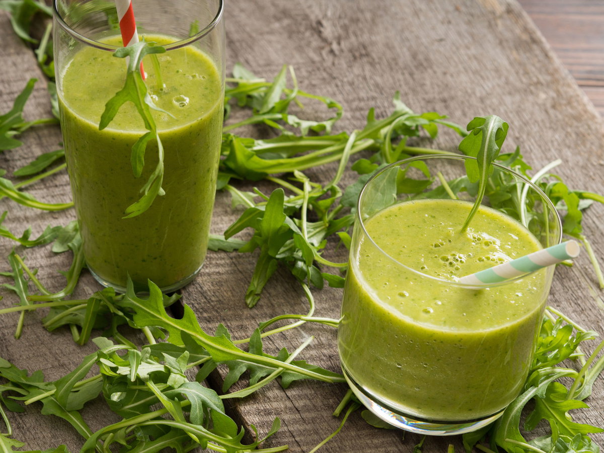 Grüner Rucola-Ingwer-Smoothie