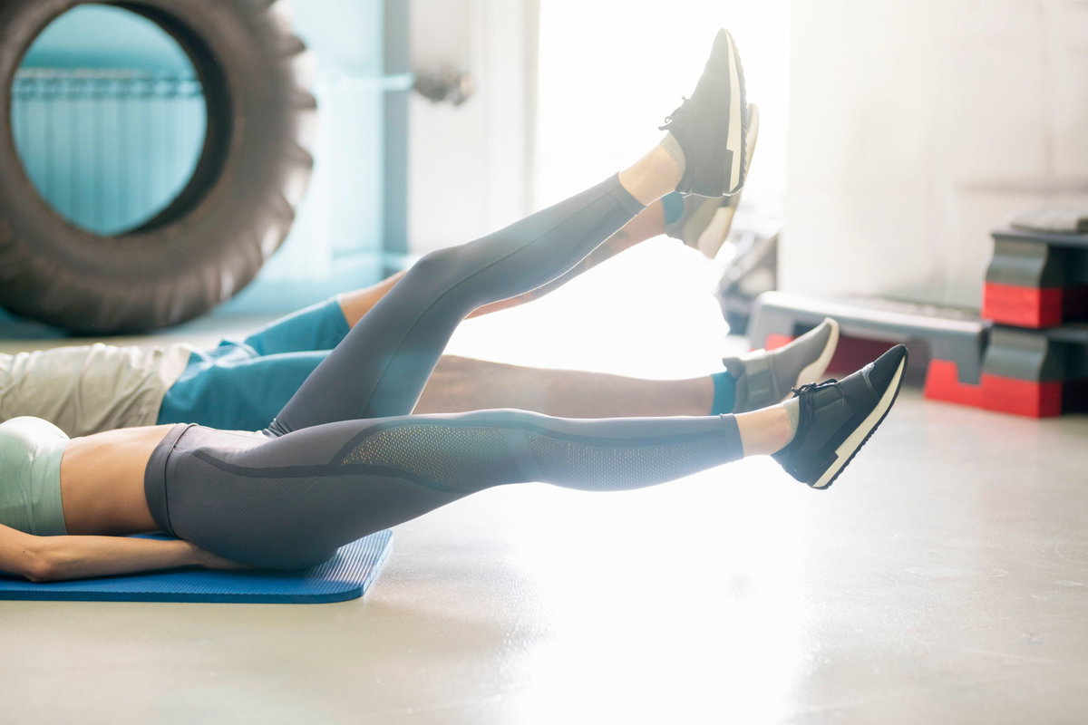 Leg Raises Beinheben Bauch Training Frau und Mann
