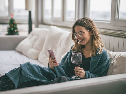 Alkohol während Periode: Darum sollten Sie jetzt verzichten