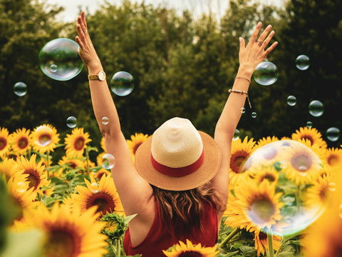 Warnung vor Sommer-Corona: Neue Variante bringt dieses heftige Symptom mit sich