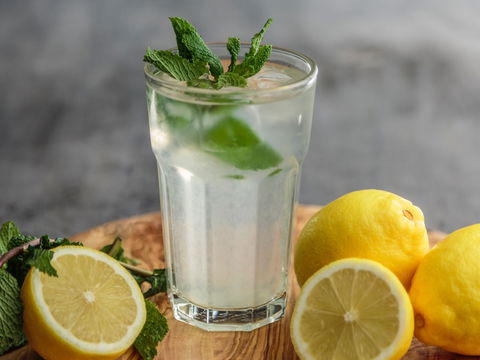 Statt Wasser: 3 perfekte Durstlöscher bei Hitze