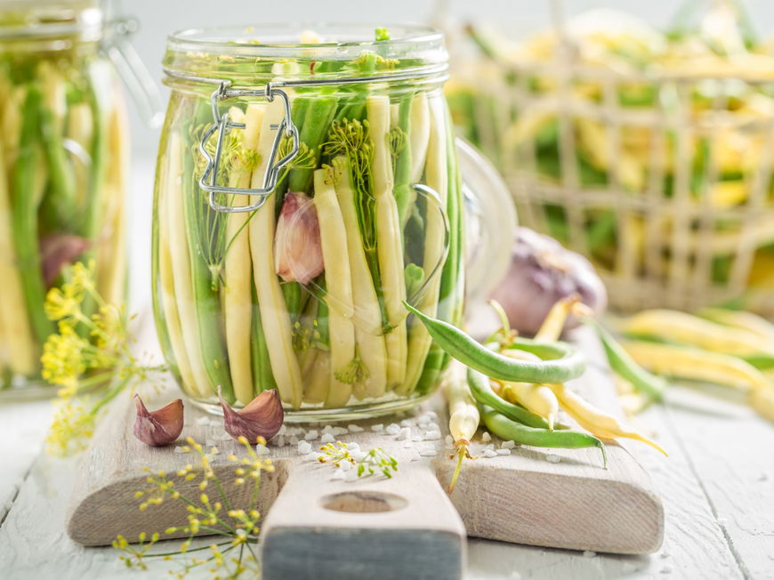 Fermentierte Lebensmittel im Glas