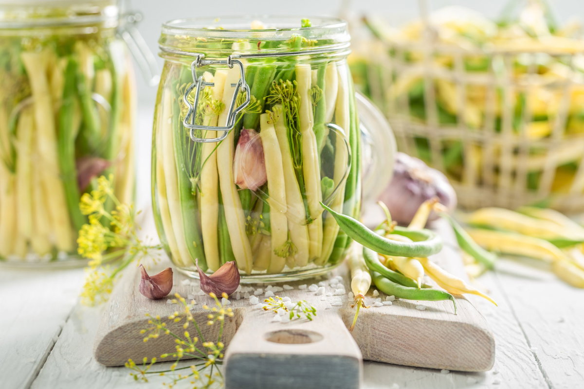 Fermentierte Lebensmittel im Glas