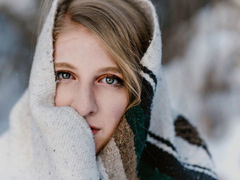 Ständiges frieren: 6 Gründe, warum Ihnen immer kalt ist