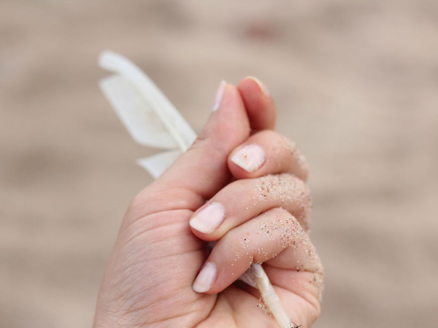 Nagelhaut – zurückschieben oder schneiden?