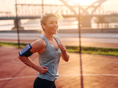 8 Vorteile, wenn man morgens Sport macht