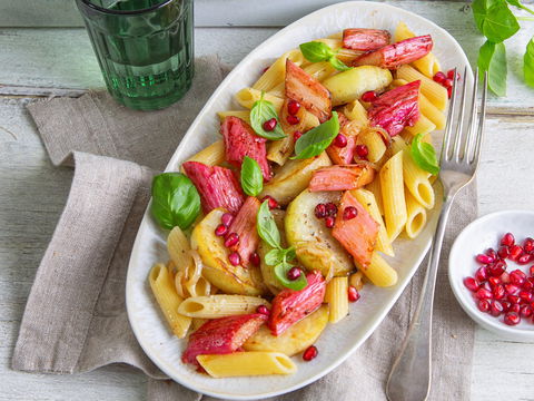 Herzhafter Rhabarber? Warum diese Pasta-Kombination gerade das Netz erobert